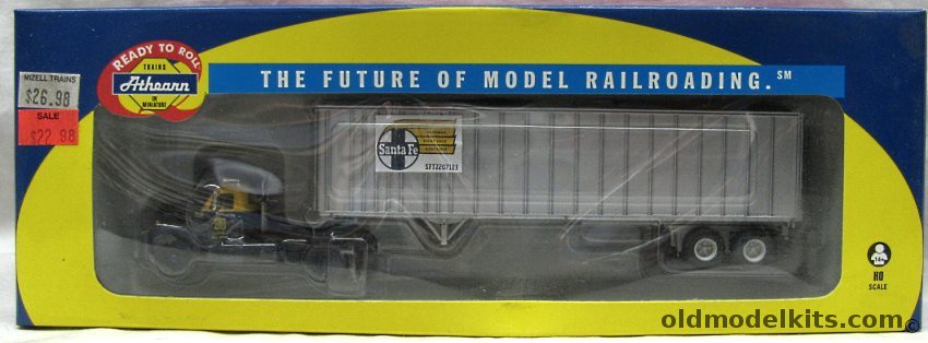 Athearn 1/87 Mack B Truck with Sante Fe 40 Foot Exterior Post Trailer HO Scale, 28016 plastic model kit